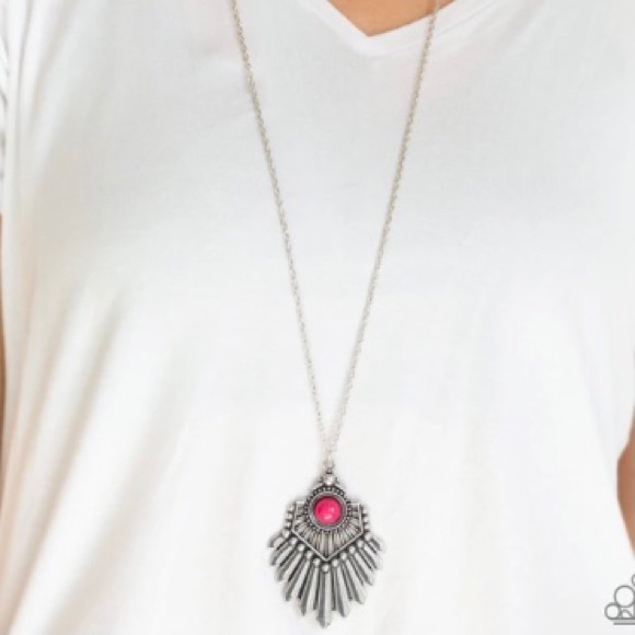 3/$20 Paparazzi Independant Idol Pink Bead Silver Necklace and Earring Set